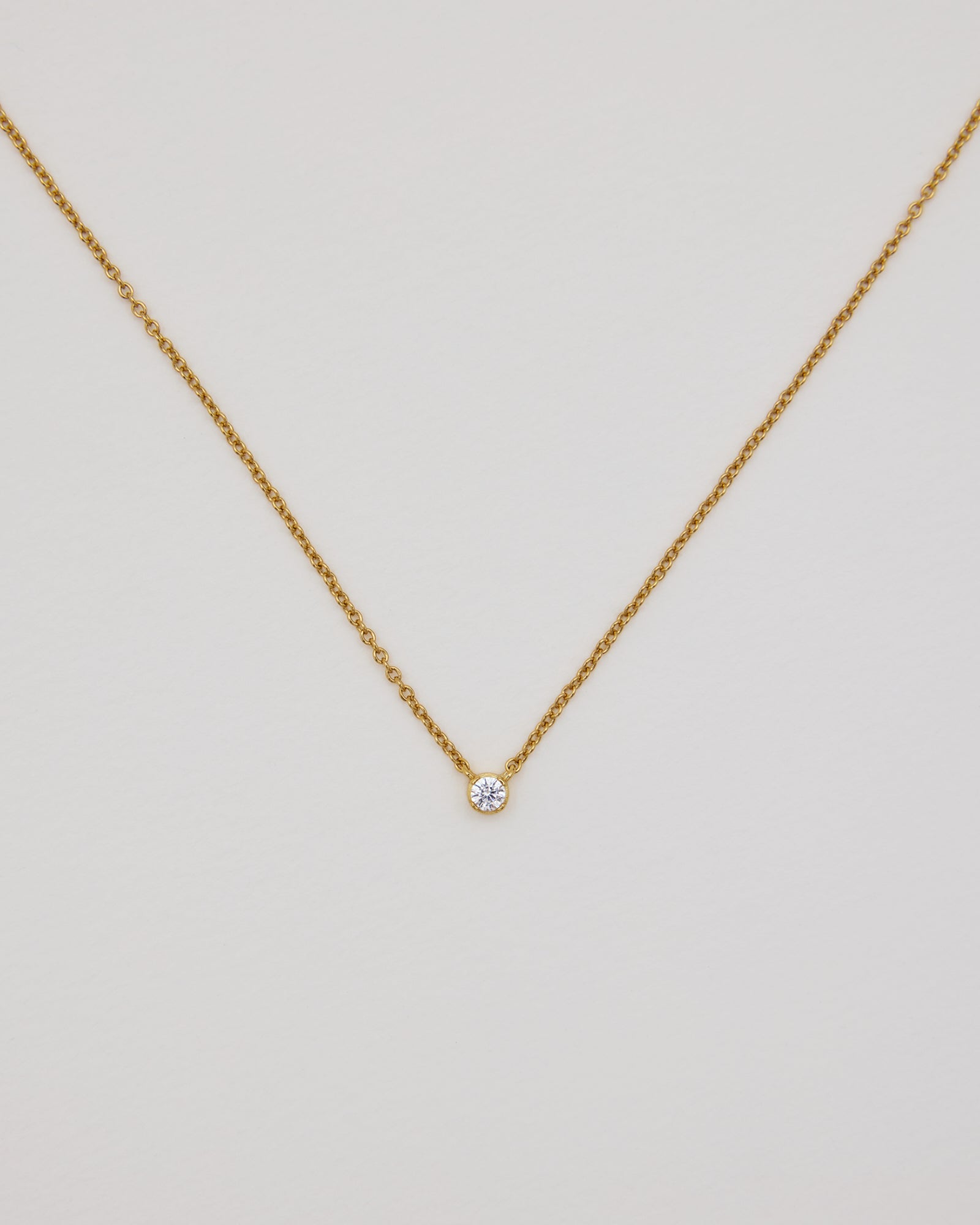 Oda Floating Necklace