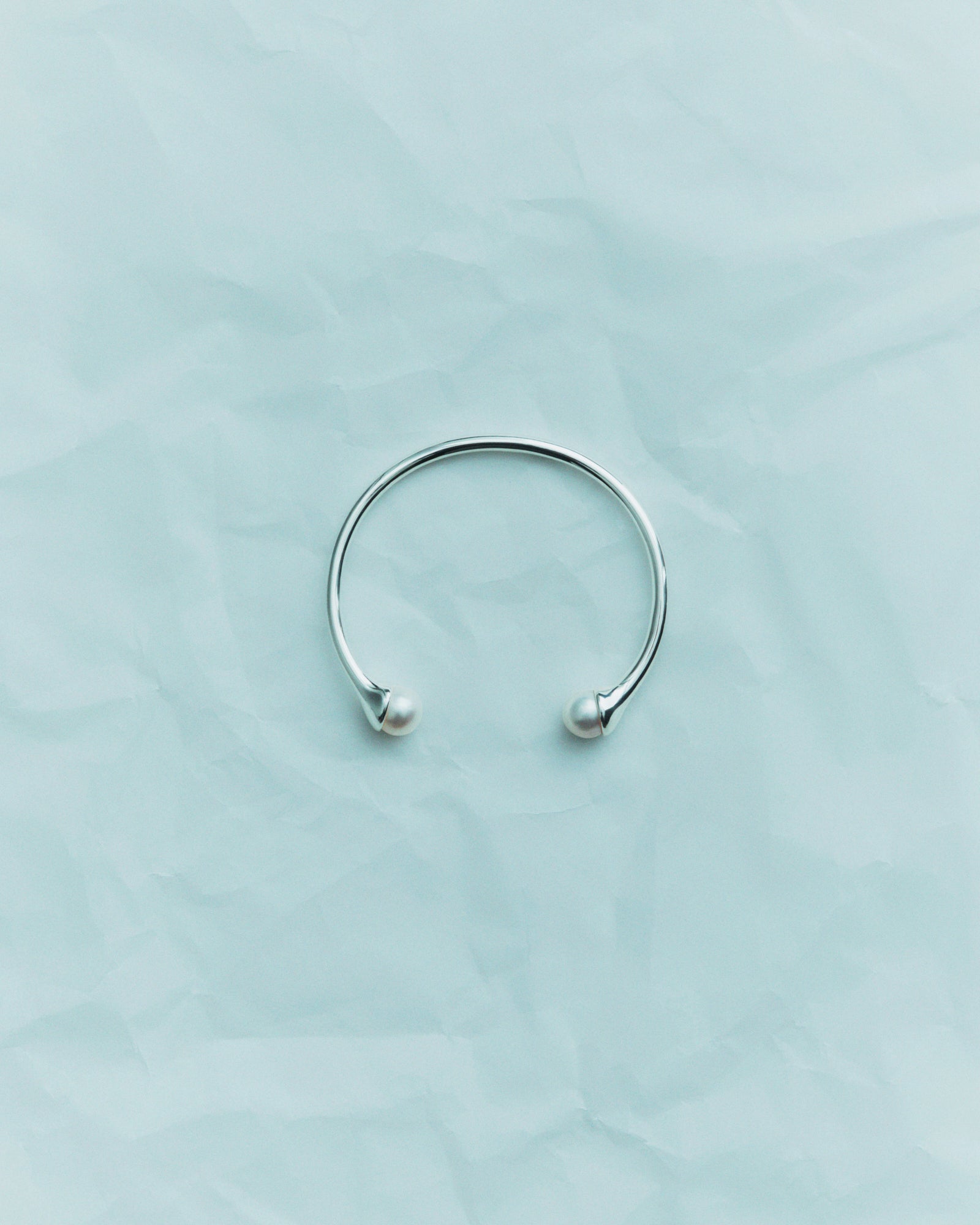 Lumora Bangle