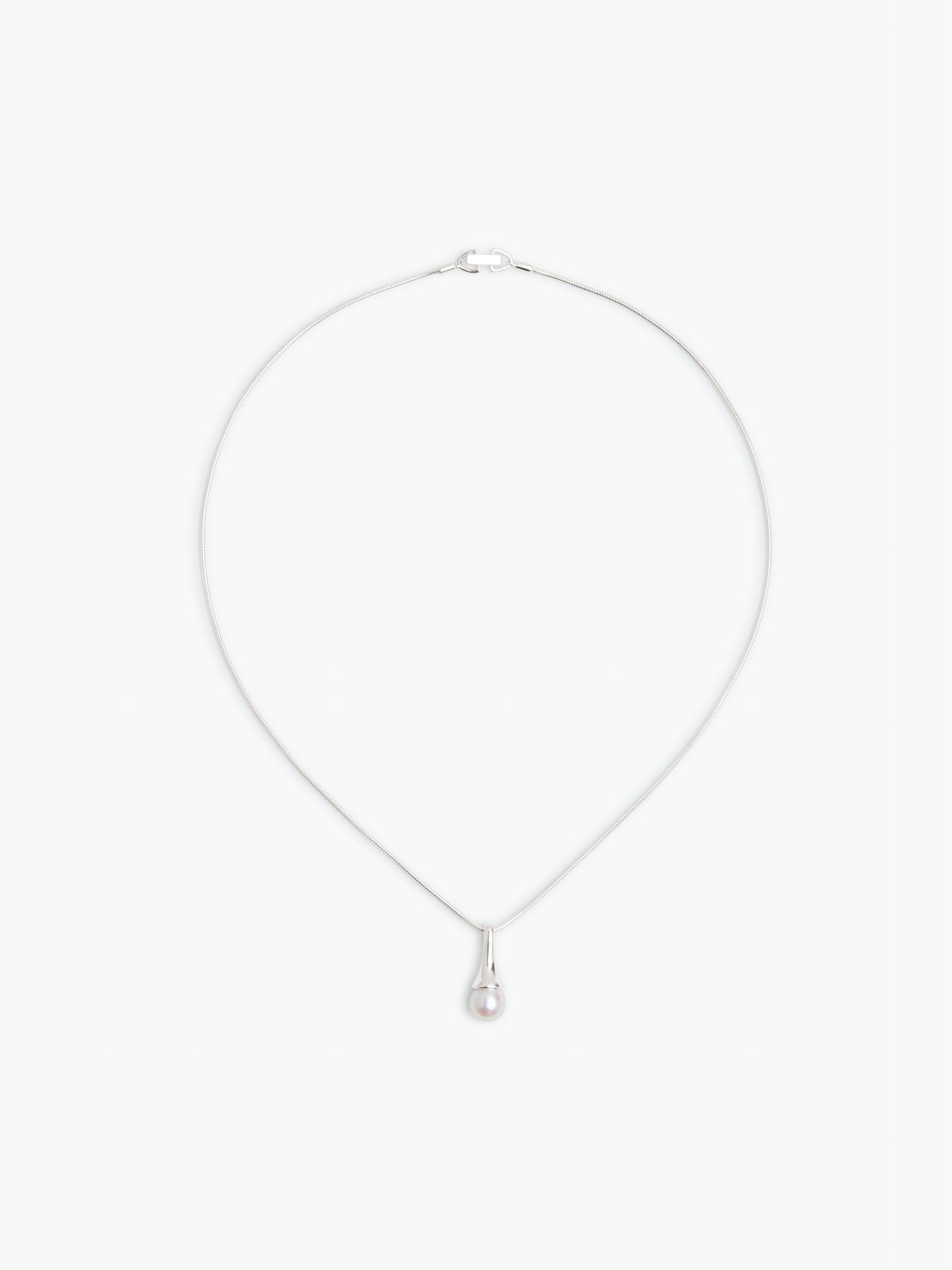 Lumora Pendant Necklace